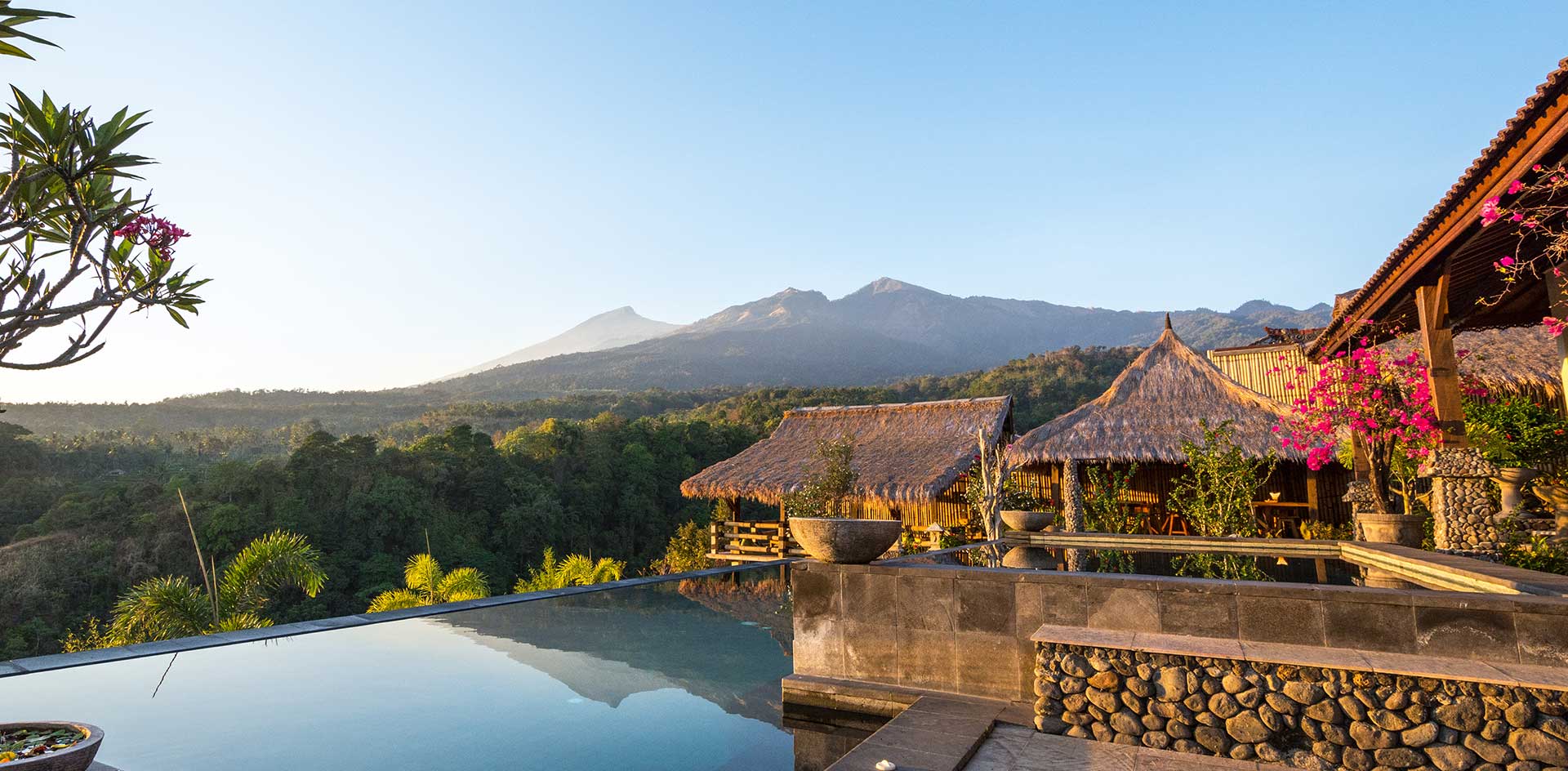 Rinjani Mountain Lodge Senaru  Hotel Lombok 